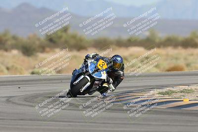 media/Oct-04-2025-CVMA (Sat) [[408bcdd6e4]]/Race 13-Amateur Supersport Open/